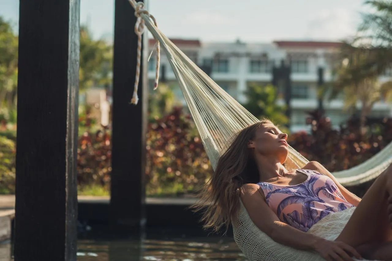 Mareazul Beach Front Resort Playa Del Carmen Aparthotel