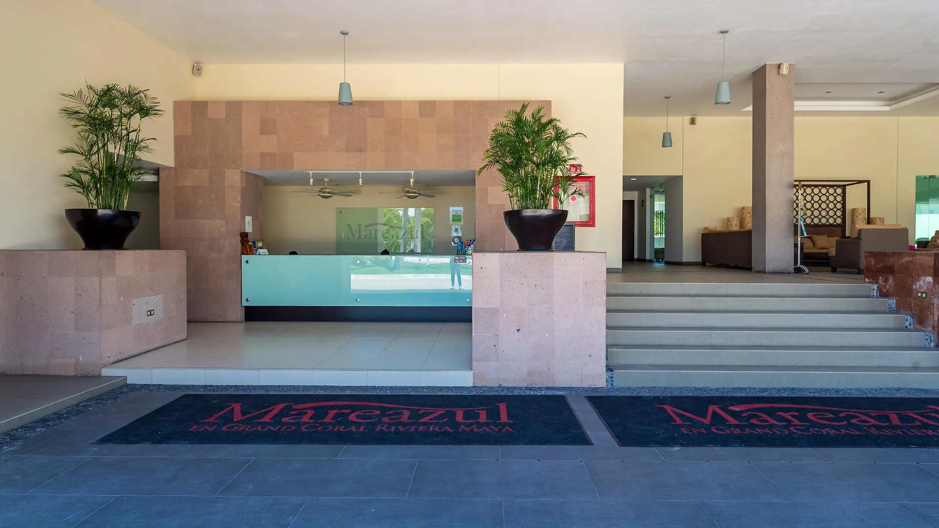 מלון דירות Mareazul Beach Front Resort פלאייה דל כרמן