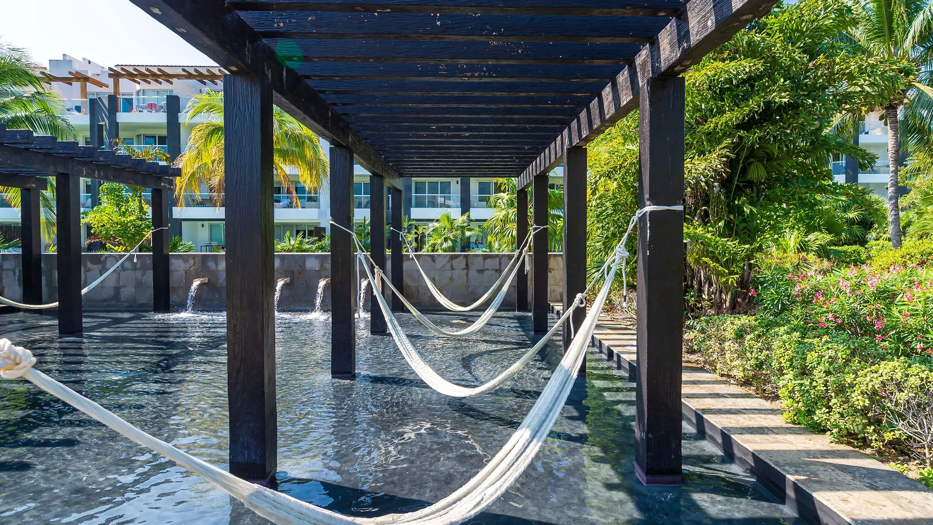 Mareazul Beach Front Resort פלאייה דל כרמן 4*,