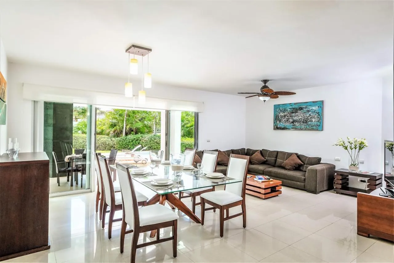 **** מלון דירות Mareazul Beach Front Resort פלאייה דל כרמן מקסיקו