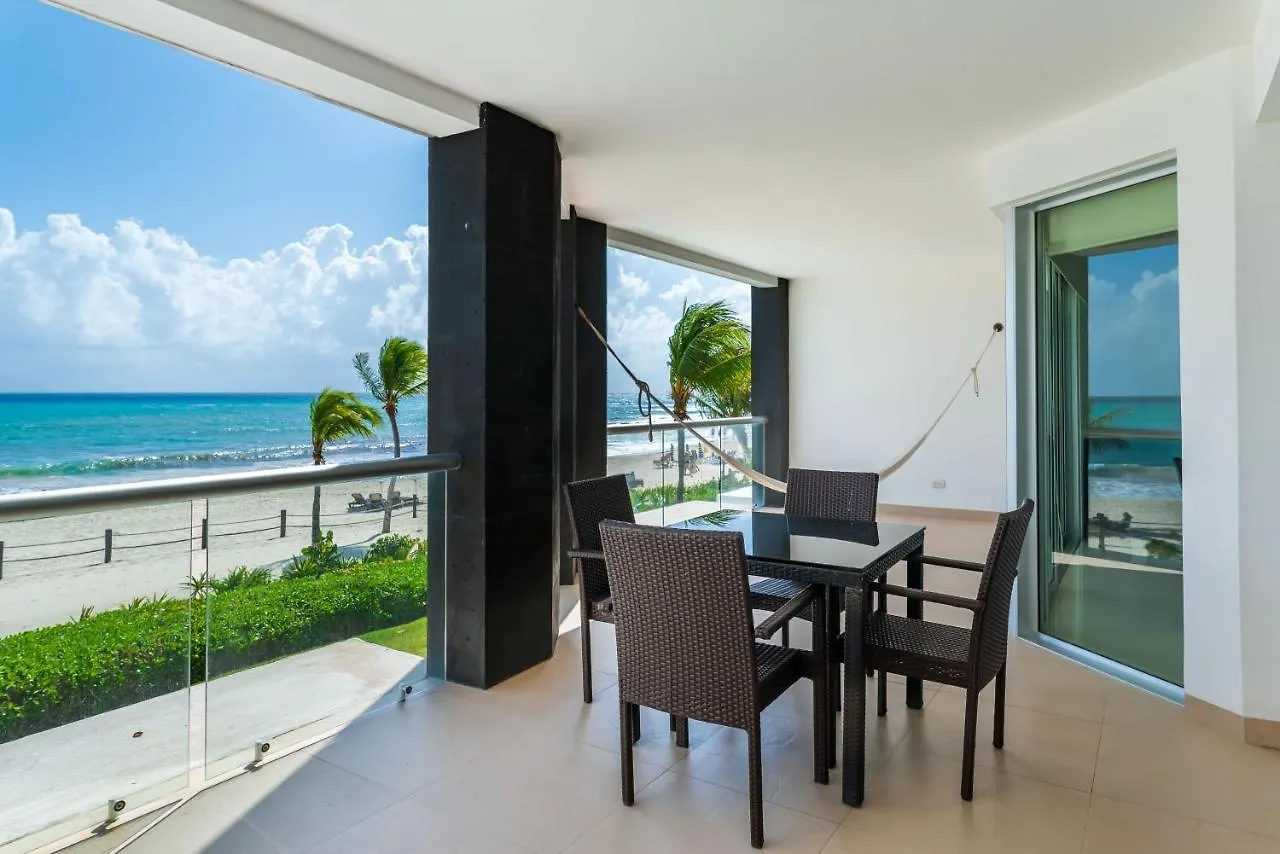 מלון דירות Mareazul Beach Front Resort פלאייה דל כרמן