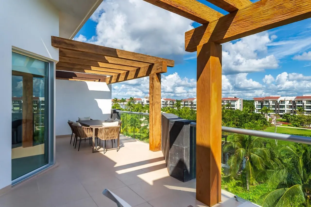 Mareazul Beach Front Resort Playa Del Carmen