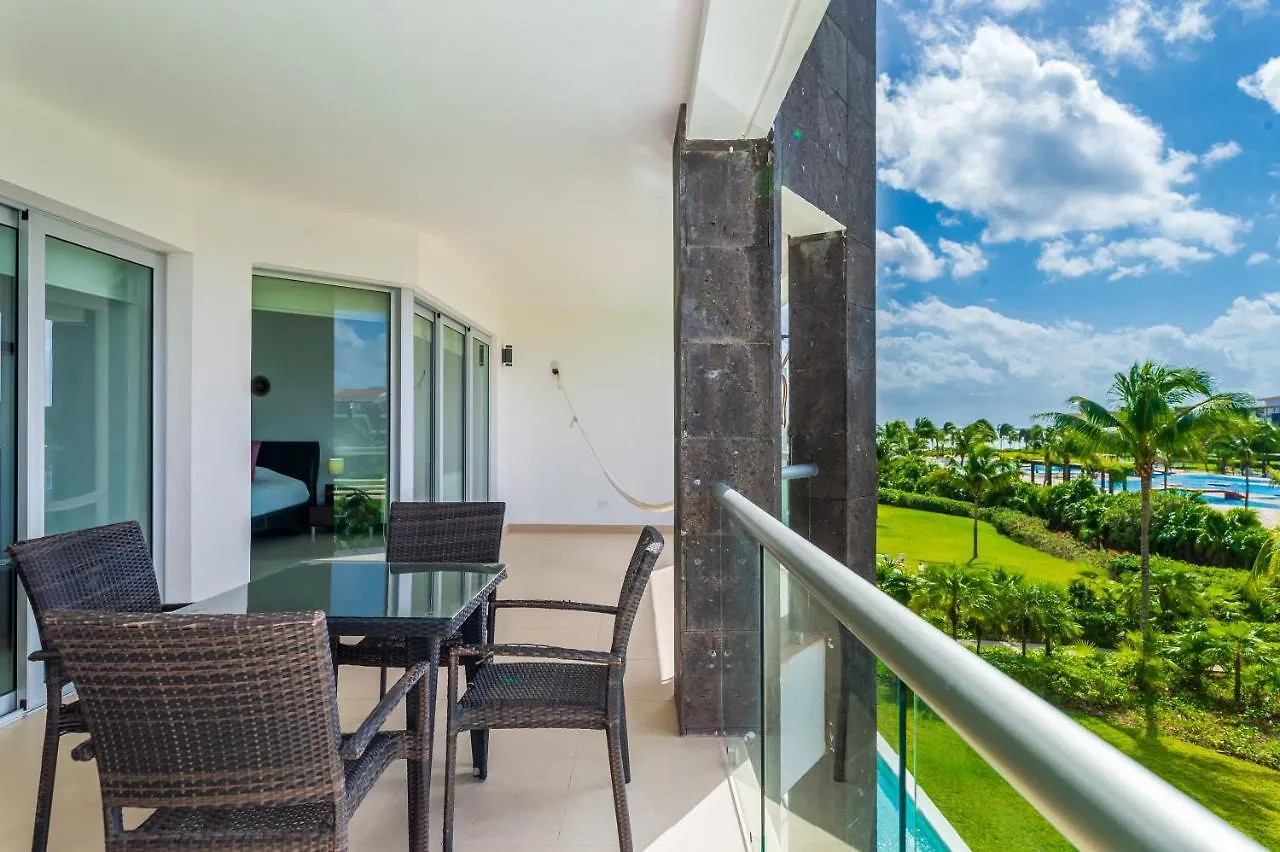 Mareazul Beach Front Resort Playa Del Carmen Aparthotel