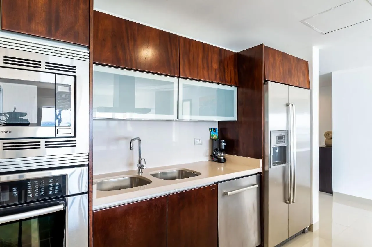 **** Hotel apartamentowy Mareazul Beach Front Resort Playa Del Carmen Meksyk